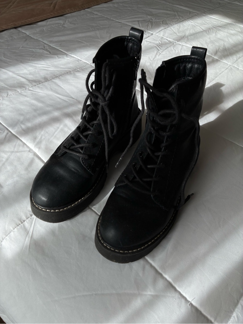 Women's Black Lace-Up Leather Ankle Boots